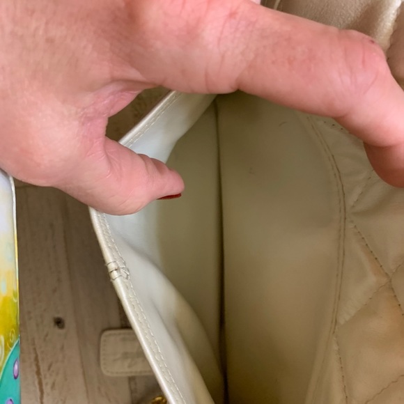 Jacqueline Ferrar Satiny Cream Crossbody - Picture 6 of 9